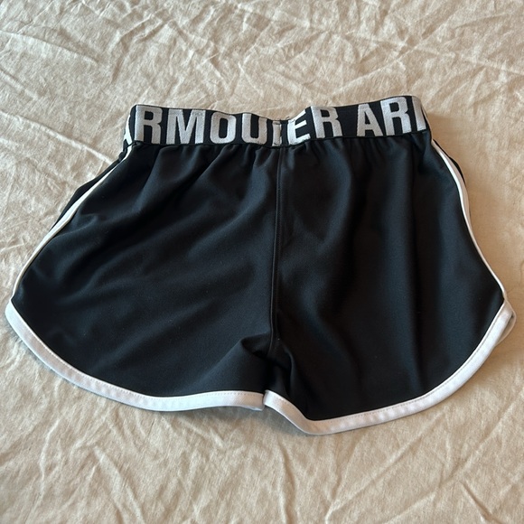 Under Armour Girl’s Shorts - Picture 2 of 3